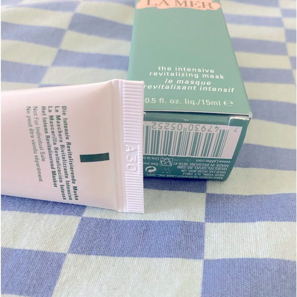 Intensive Revitalizing Mask - Picture 2 of 2